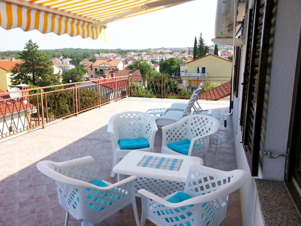 Apartments Kamelija Malinska Luaran gambar