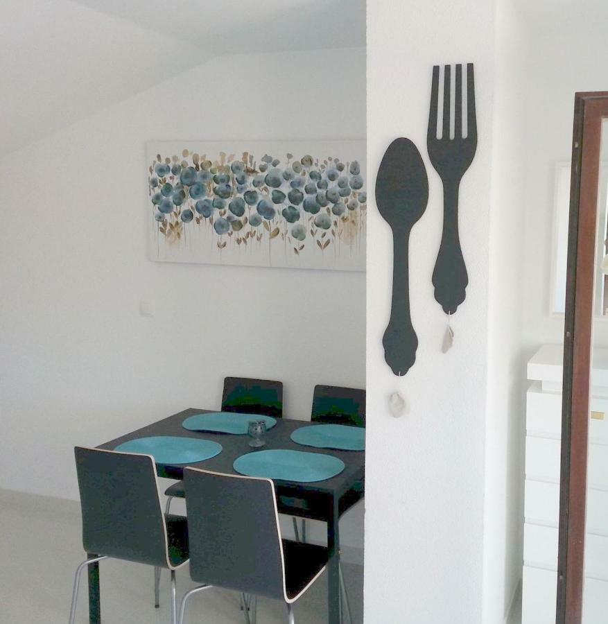 Apartments Kamelija Malinska Luaran gambar