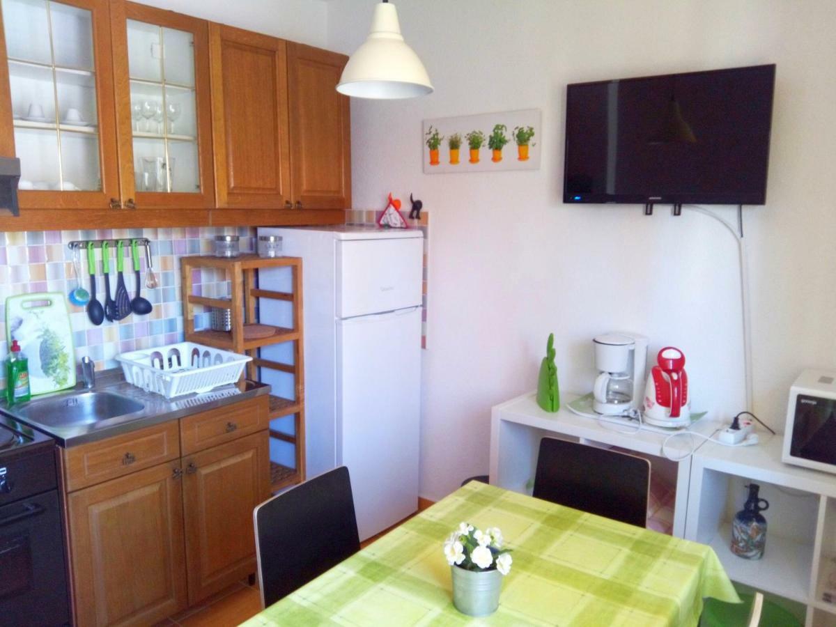 Apartments Kamelija Malinska Luaran gambar