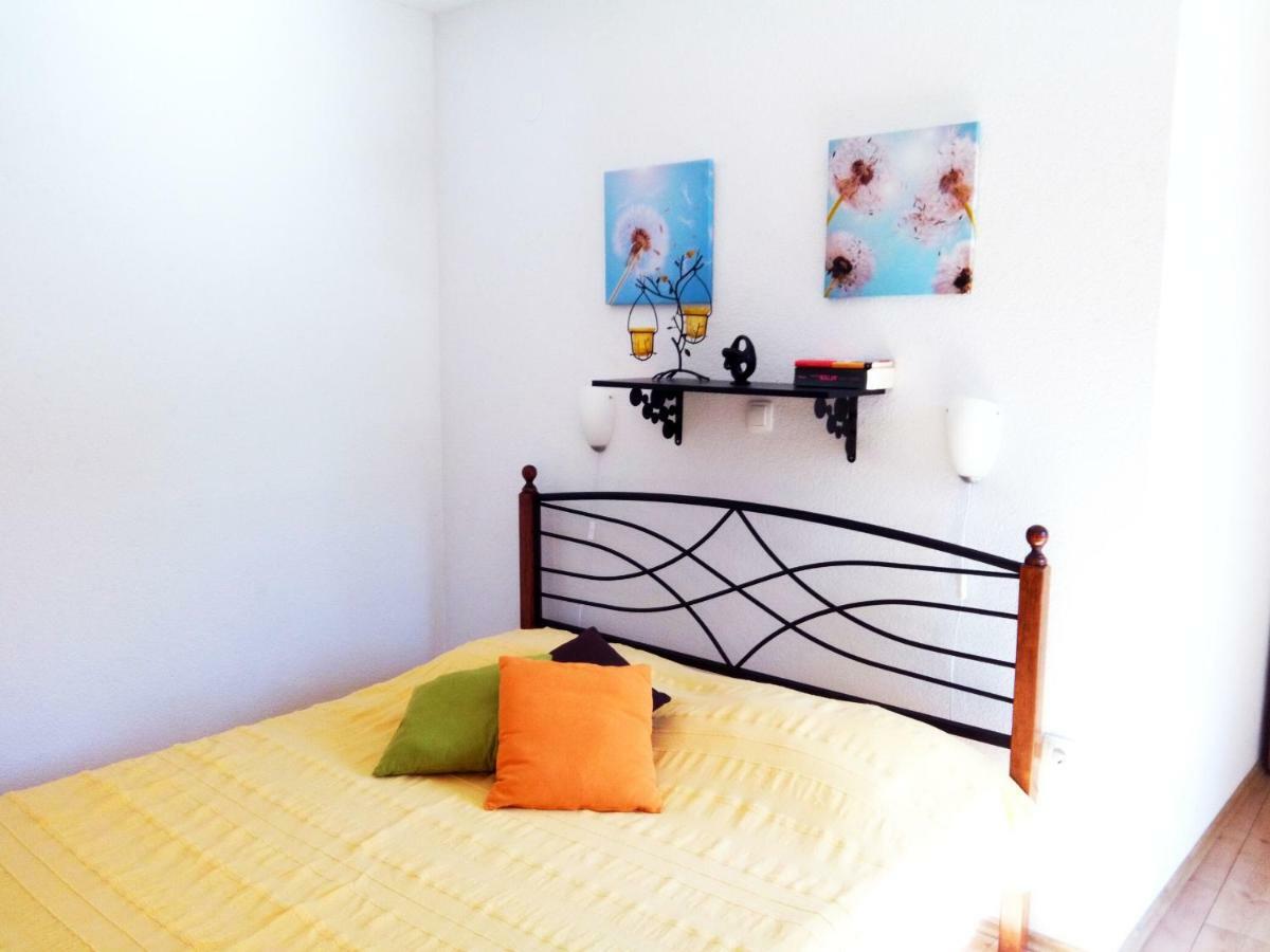 Apartments Kamelija Malinska Luaran gambar